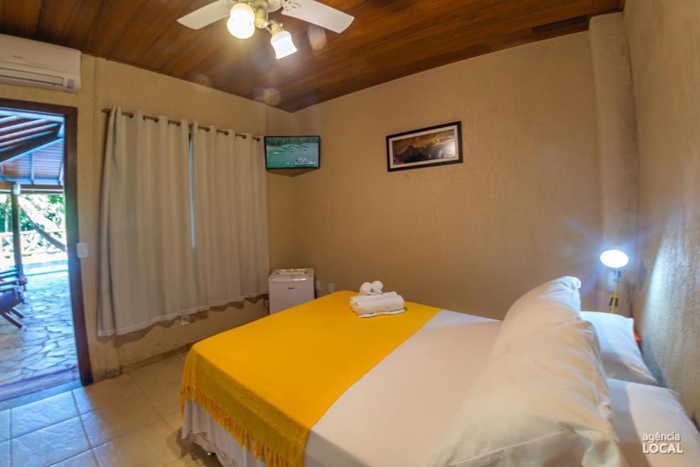 Casa Bonita Hospedagem E Cafe Vila do Abraao Ngoại thất bức ảnh